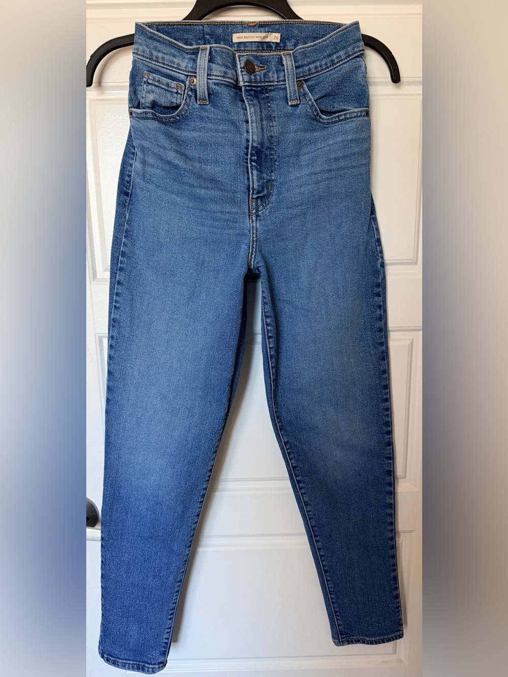Levis Women’s High Wasted Mom Blue Jeans